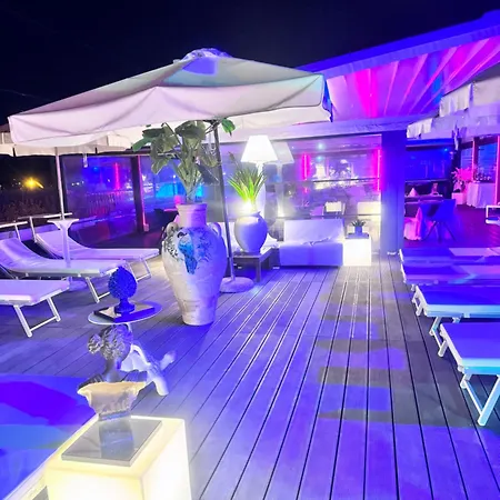 Tribus Boutique Hotel-2